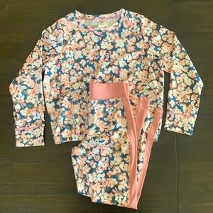 Oshkosh B’gosh girls size 10, blush floral print, active wear set.